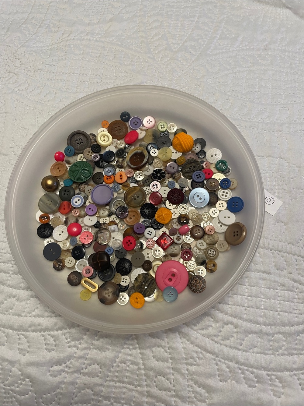 Lot of 270 BUTTONS Different Shapes Sizes & Colors Some Vintage Sewing Crafting